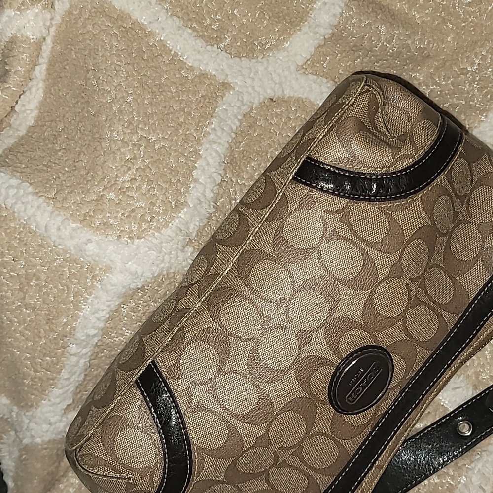Vintage Coach Signature Bag - Picture 5 of 14